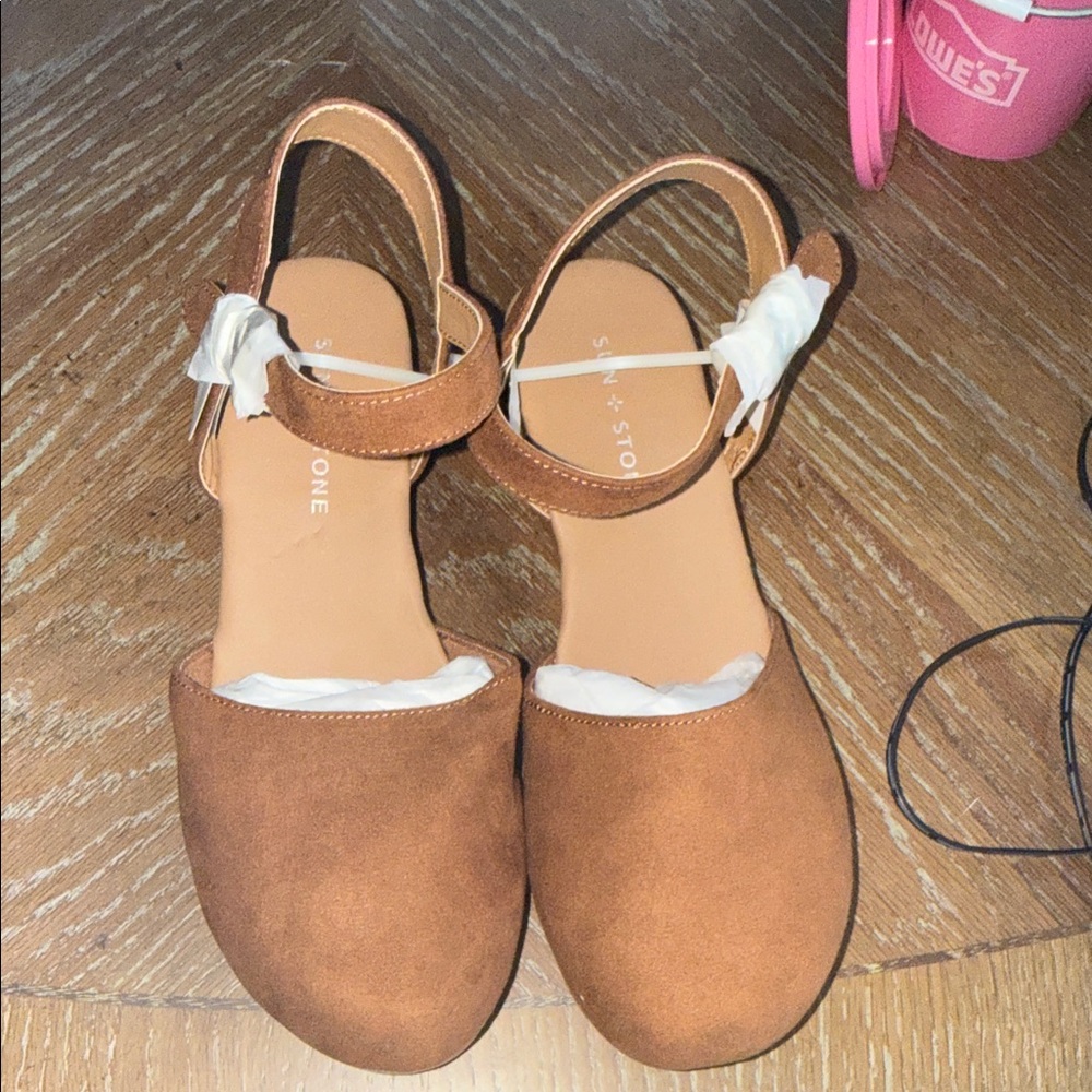 NWT Sun + Stone Kids Brown Suede Clogs